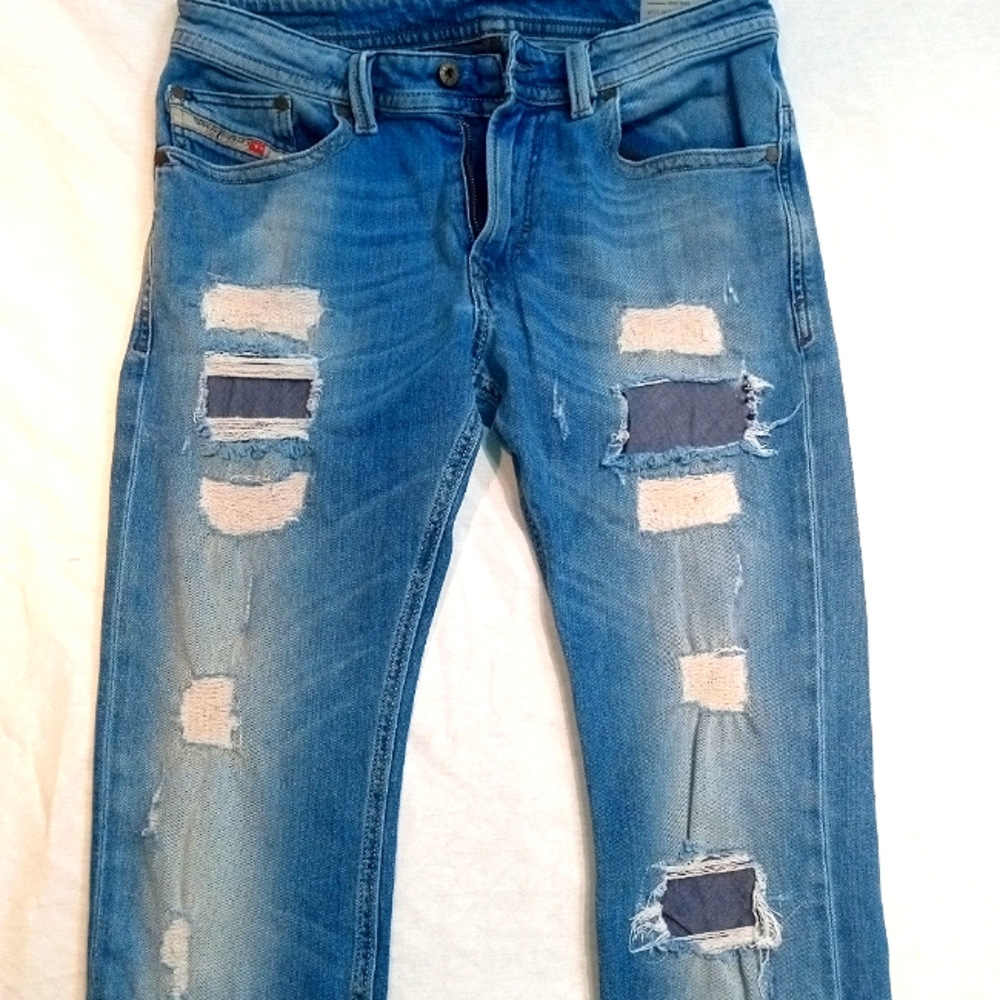 Diesel Thavar Slim-Skinny Jeans 0674Q W30/L32